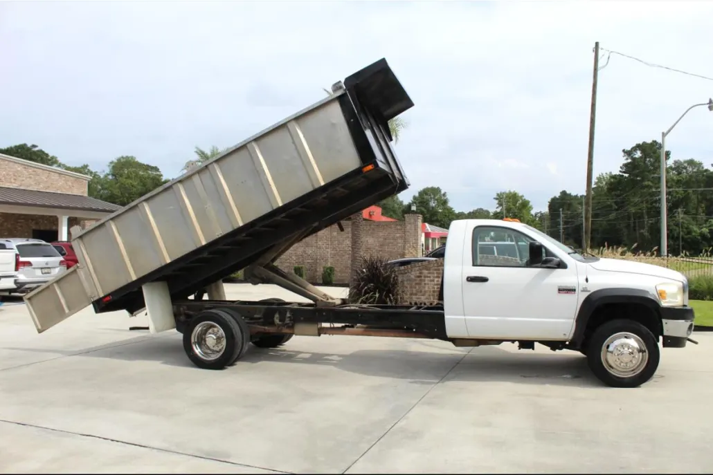 2008 Dodge Ram Chassis Cab 5500 photo 1