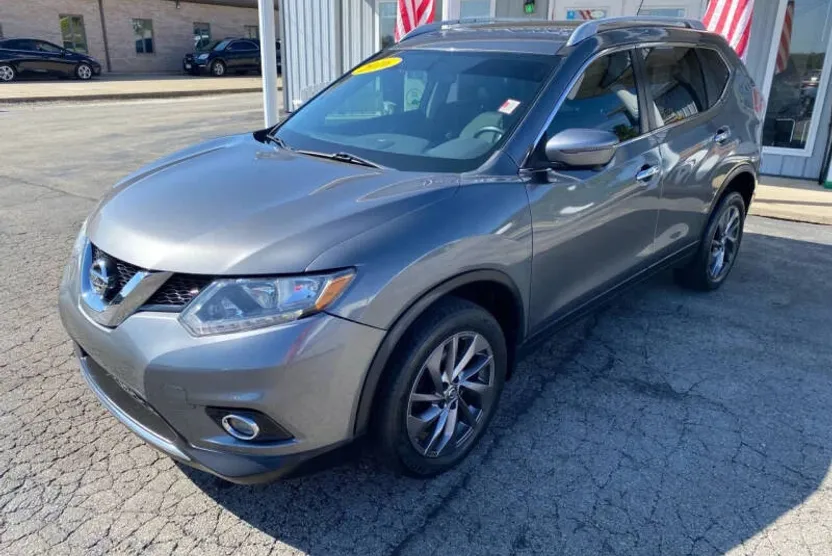 2016 Nissan Rogue SL photo 1