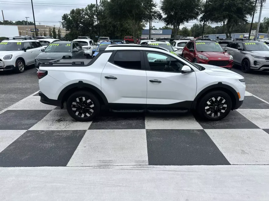 2025 Hyundai Santa Cruz SEL Activity photo 1