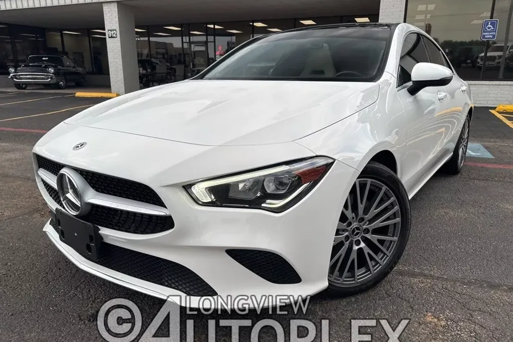 2020 Mercedes Benz CLA 250 photo 1