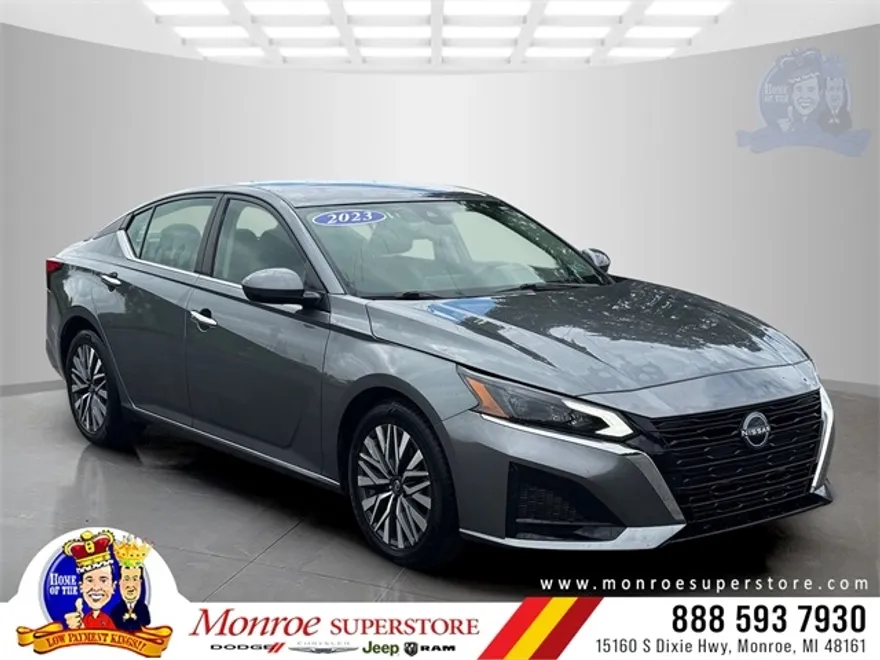 2023 Nissan Altima 2.5 SV photo 1