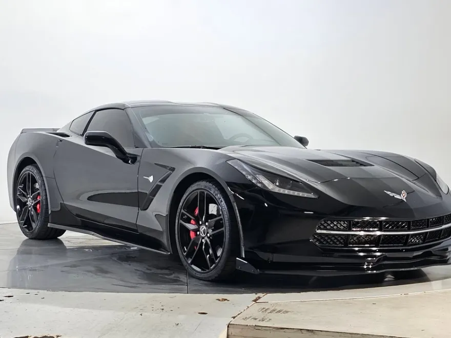 2014 Chevrolet Corvette Stingray Z51 2LT photo 1