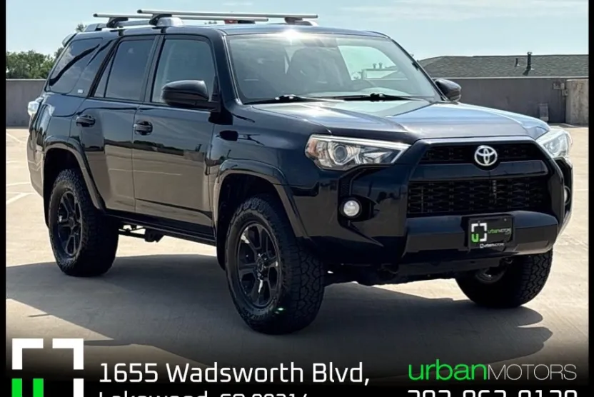 2015 Toyota 4Runner SR5 photo 1