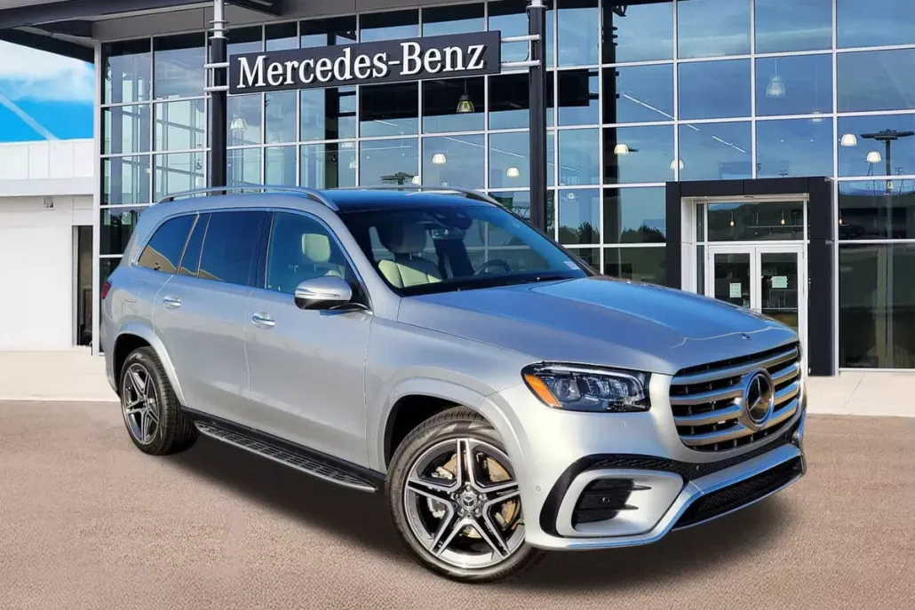 2025 Mercedes Benz GLS 450 photo 1