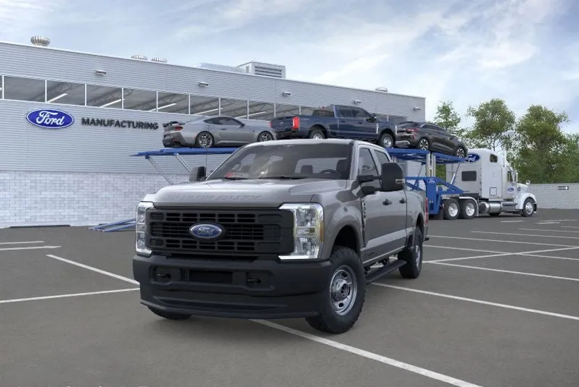 2026 Ford F-350 photo 1
