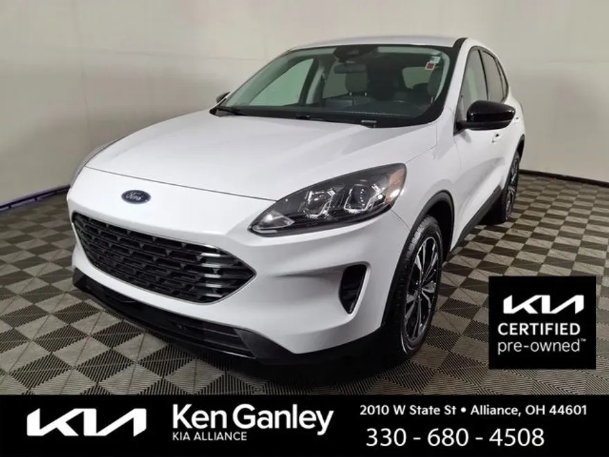 2022 Ford Escape SE photo 1