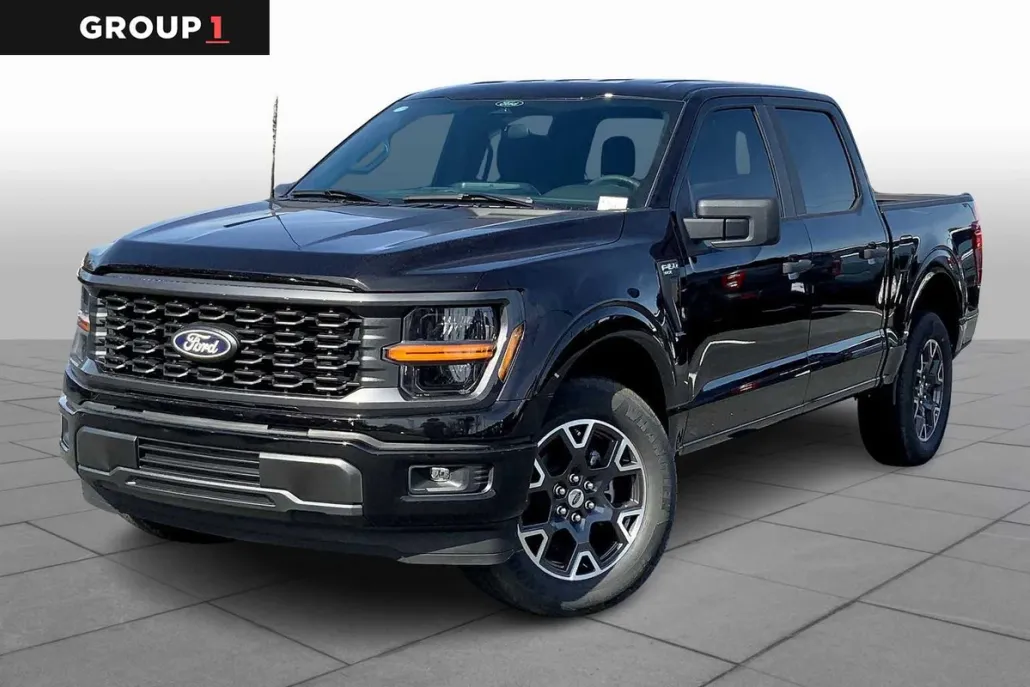 2025 Ford F-150 STX photo 1