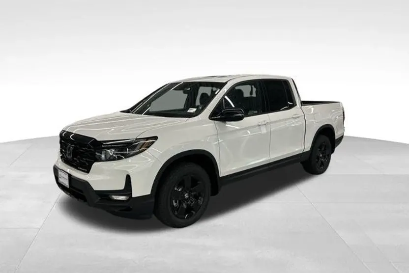 2025 Honda Ridgeline Black Edition photo 1