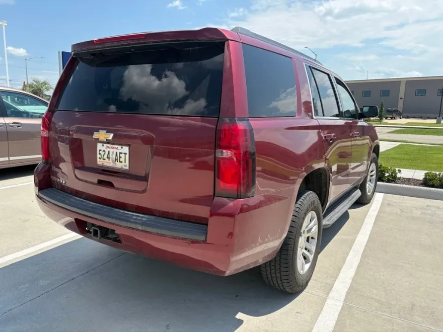 2016 Chevrolet Tahoe LS photo 1