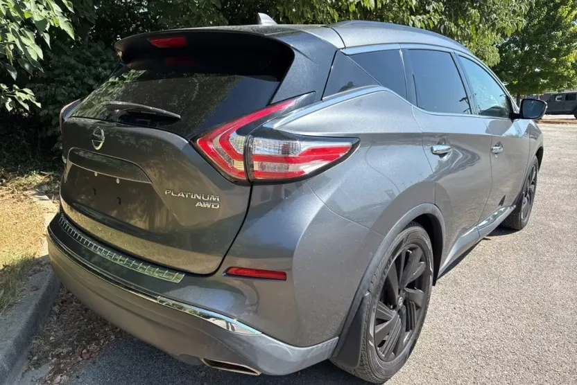 2017 Nissan Murano Platinum photo 1