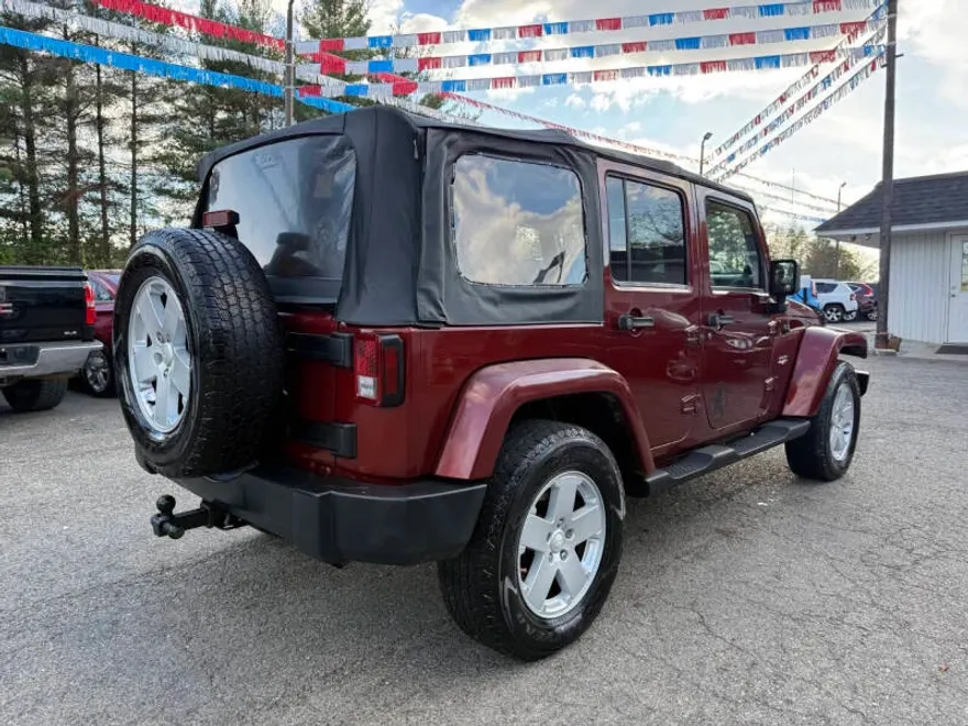 2007 Jeep Wrangler Unlimited Sahara photo 1