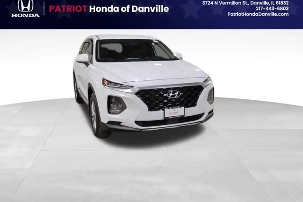 2020 Hyundai Santa Fe SE photo 1