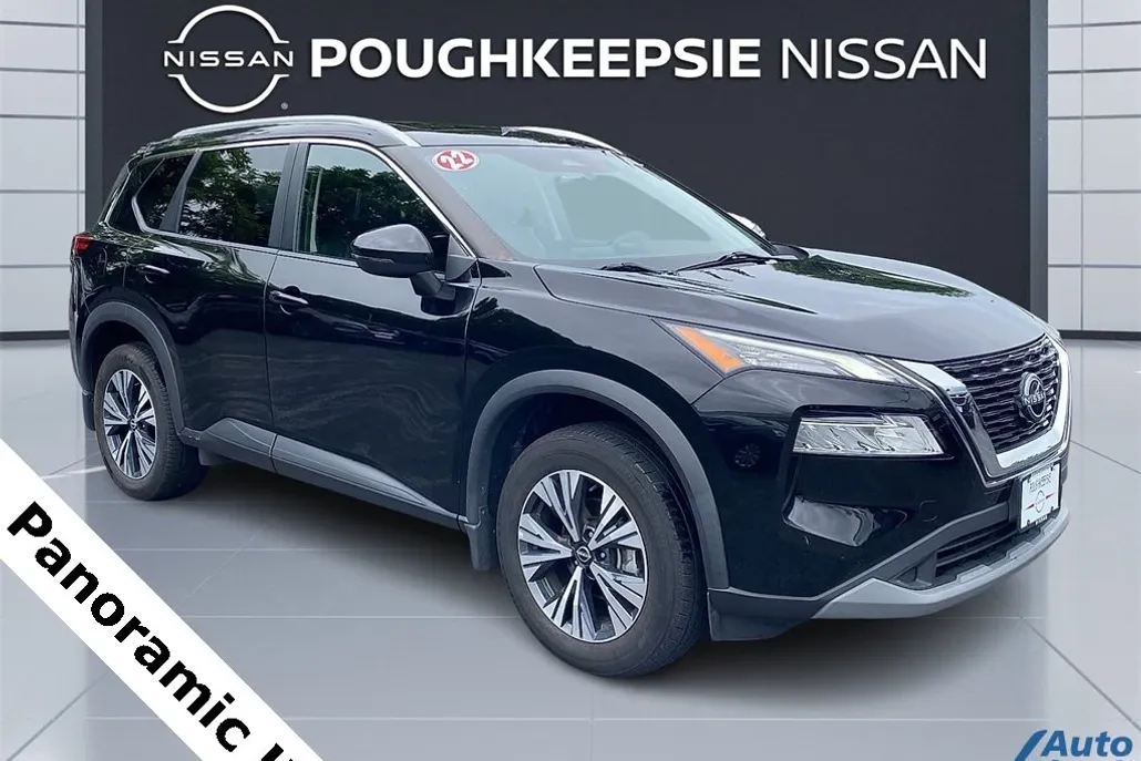 2022 Nissan Rogue SV photo 1