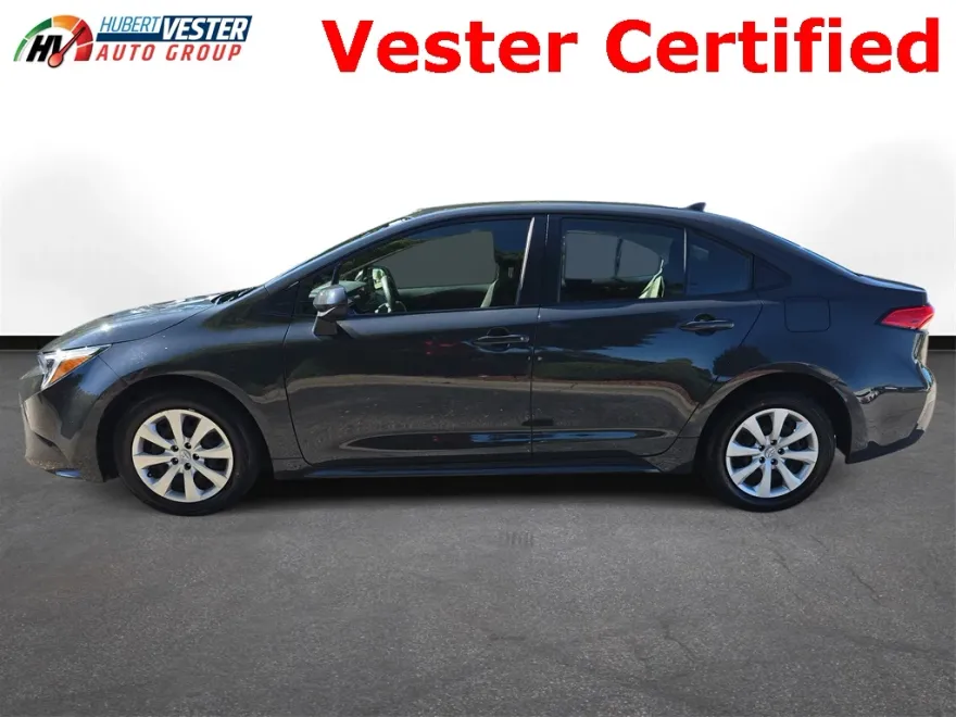 2024 Toyota Corolla Hybrid LE photo 1