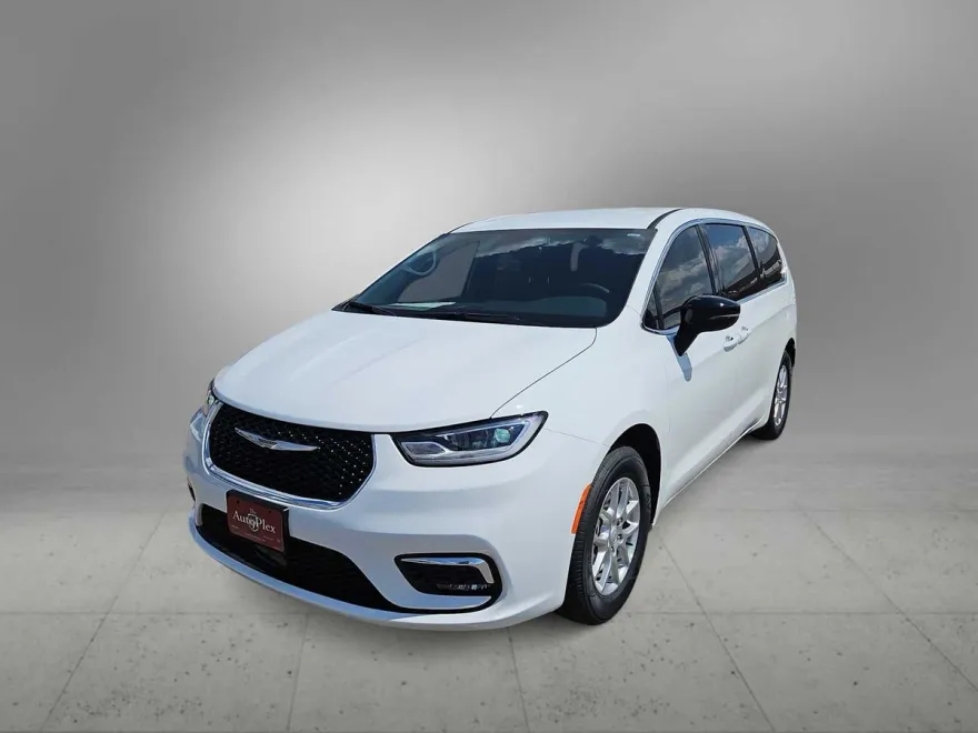 2025 Chrysler Pacifica photo 1