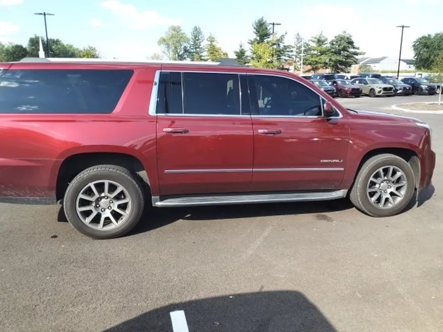 2016 Gmc Yukon XL Denali photo 1