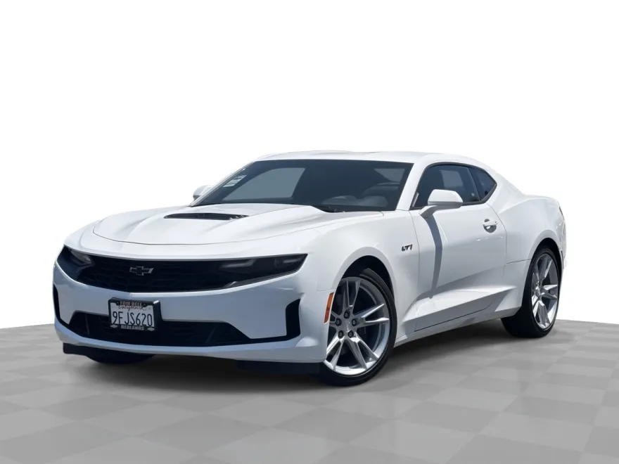 2022 Chevrolet Camaro LT1 photo 1
