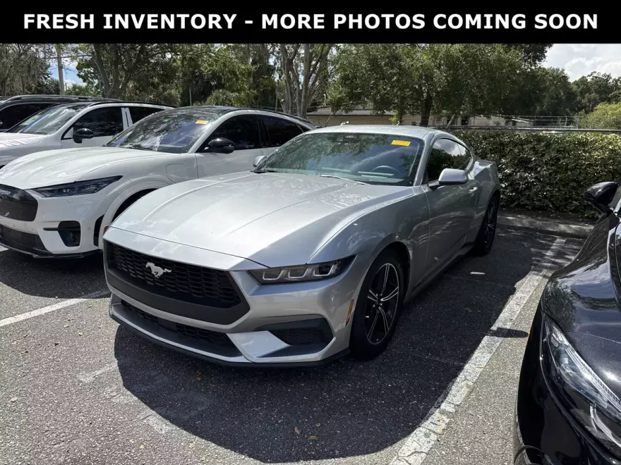 2025 Ford Mustang EcoBoost photo 1