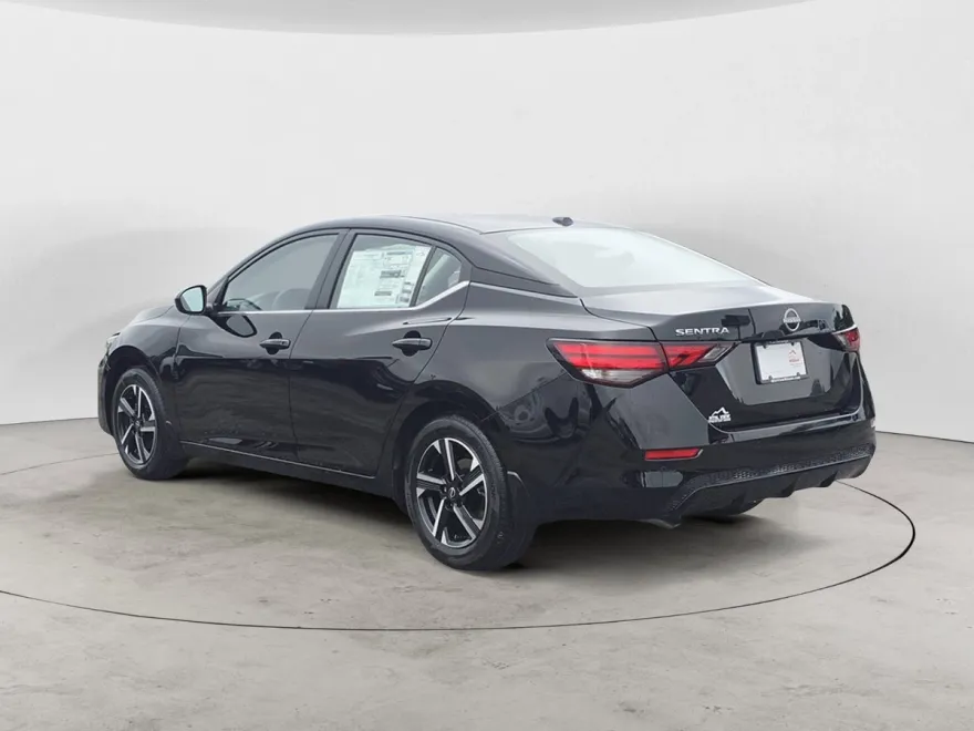 2025 Nissan Sentra SV photo 1