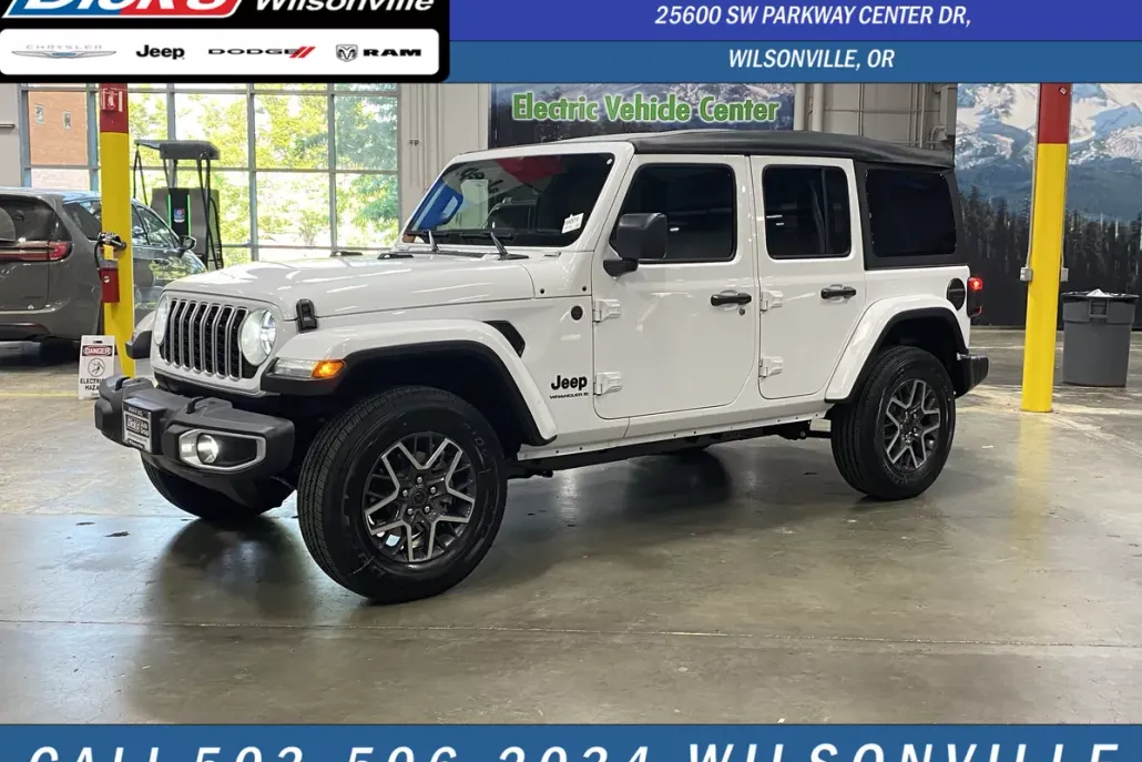 2025 Jeep Wrangler Sahara photo 1