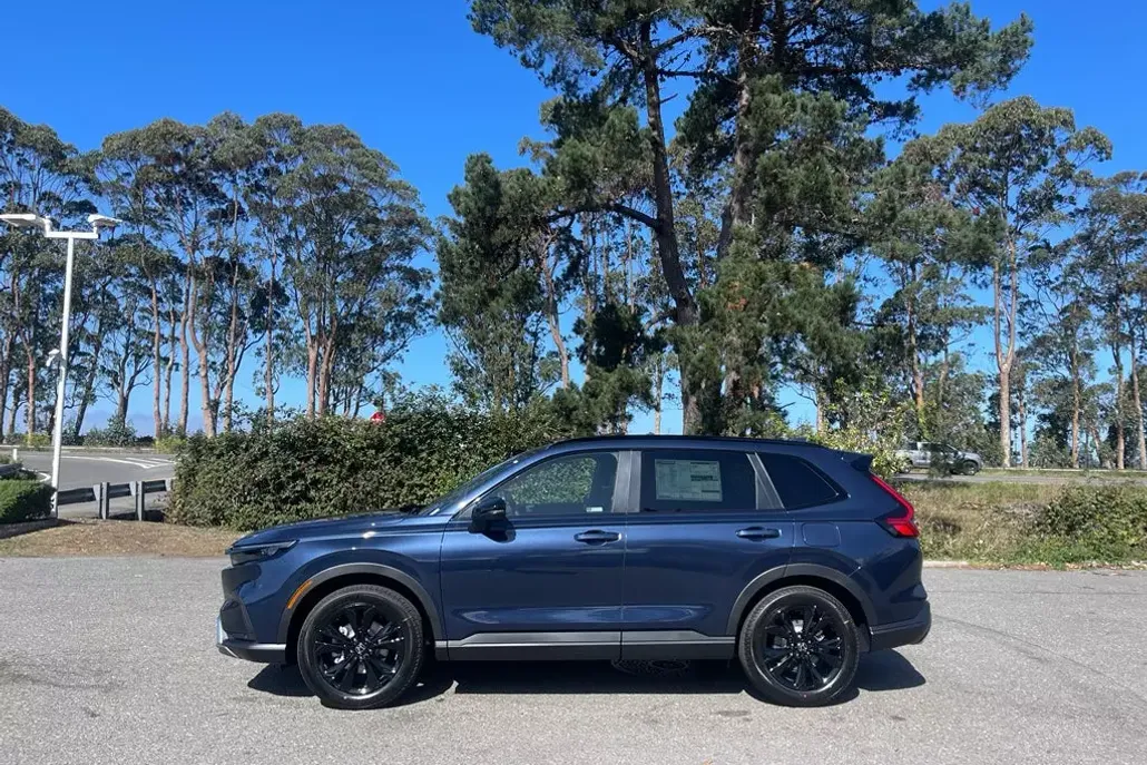 2026 Honda CR-V Hybrid Sport Touring photo 1