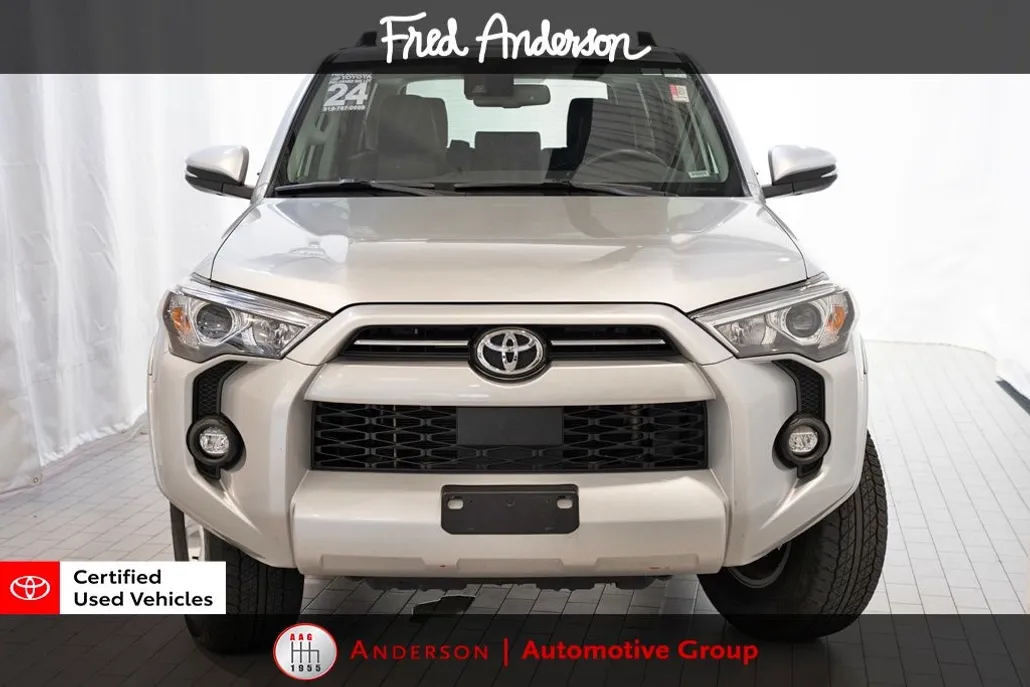 2024 Toyota 4Runner SR5 Premium photo 1