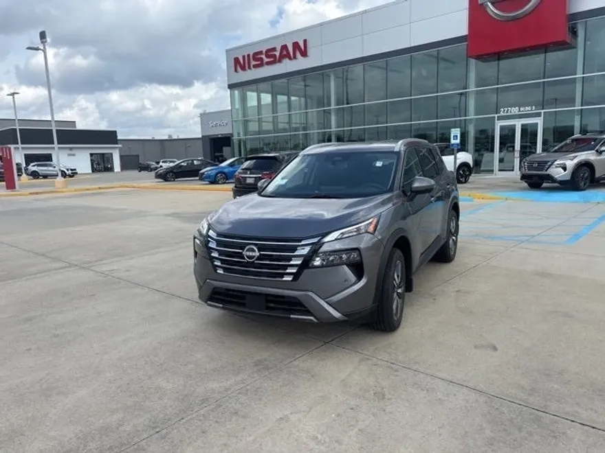 2025 Nissan Rogue SL photo 1