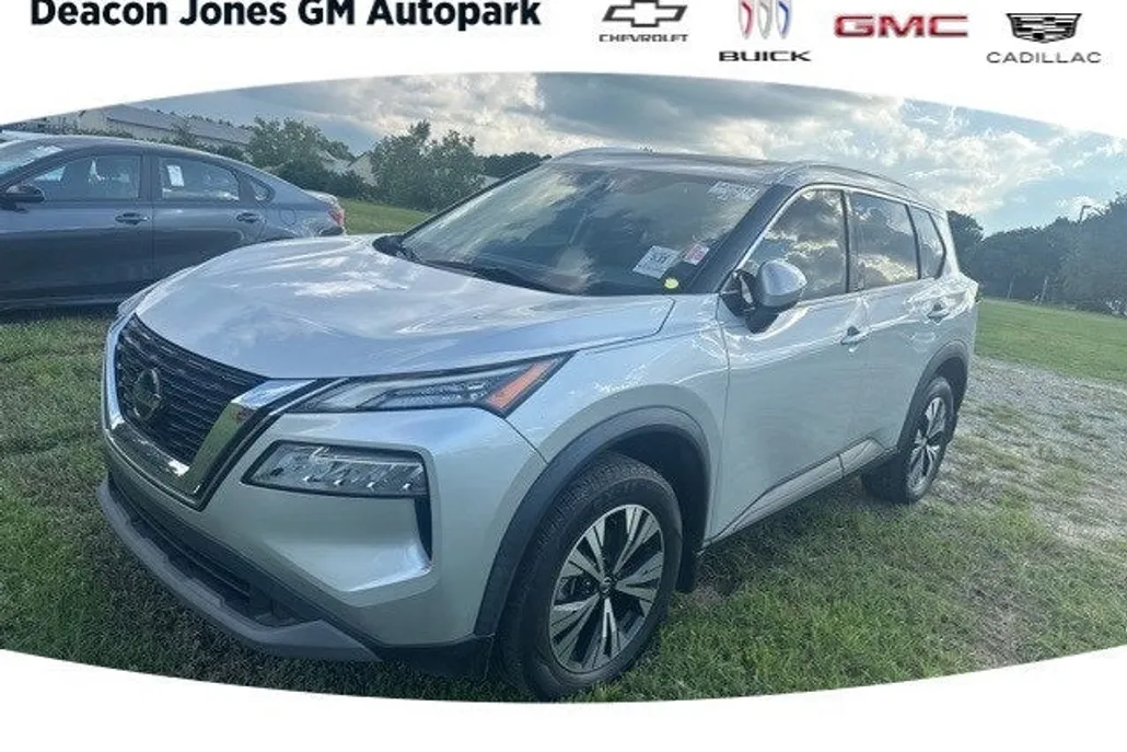 2021 Nissan Rogue SV photo 1