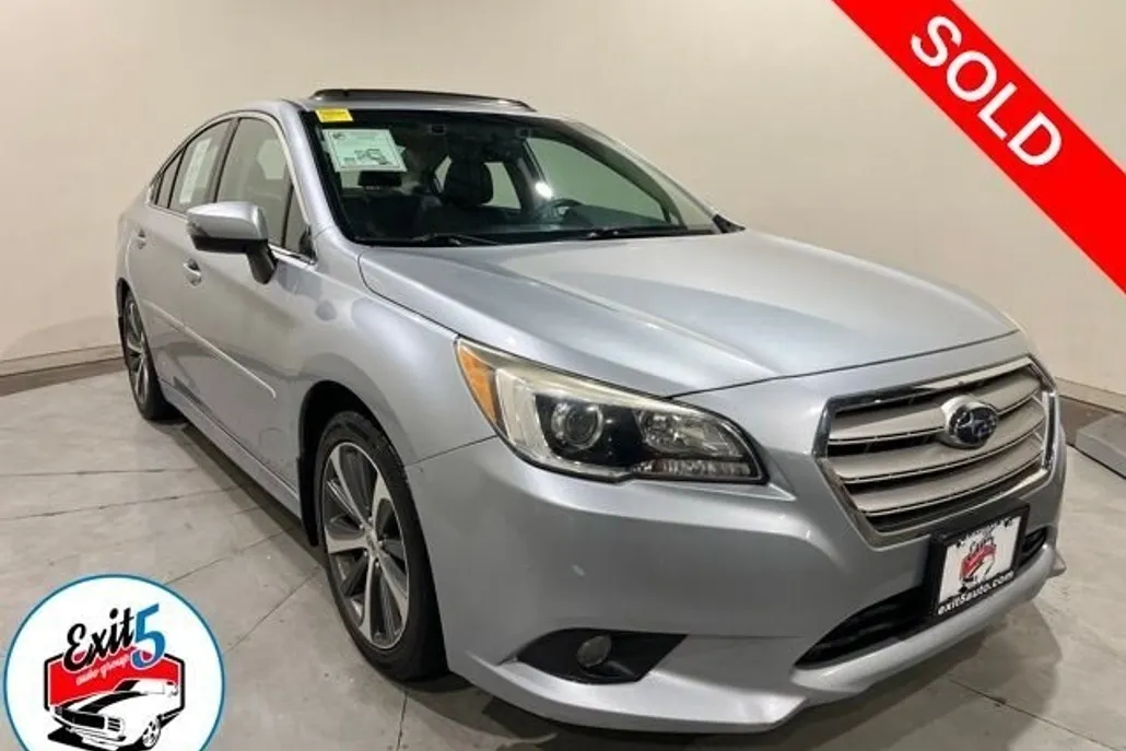 2016 Subaru Legacy 2.5i Limited photo 1