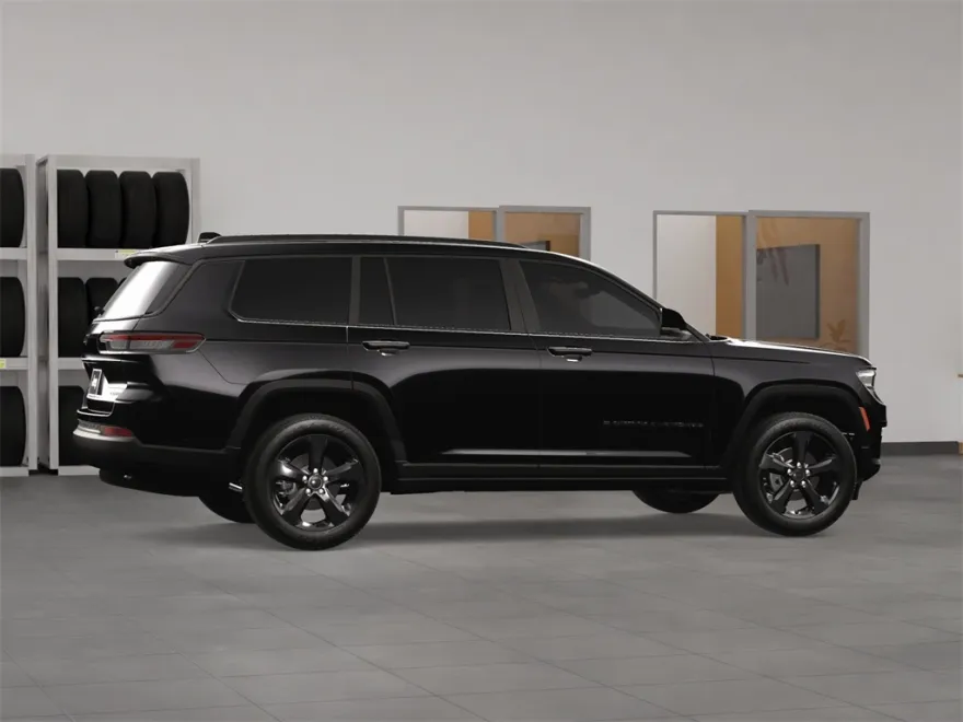 2025 Jeep Grand Cherokee Limited photo 1