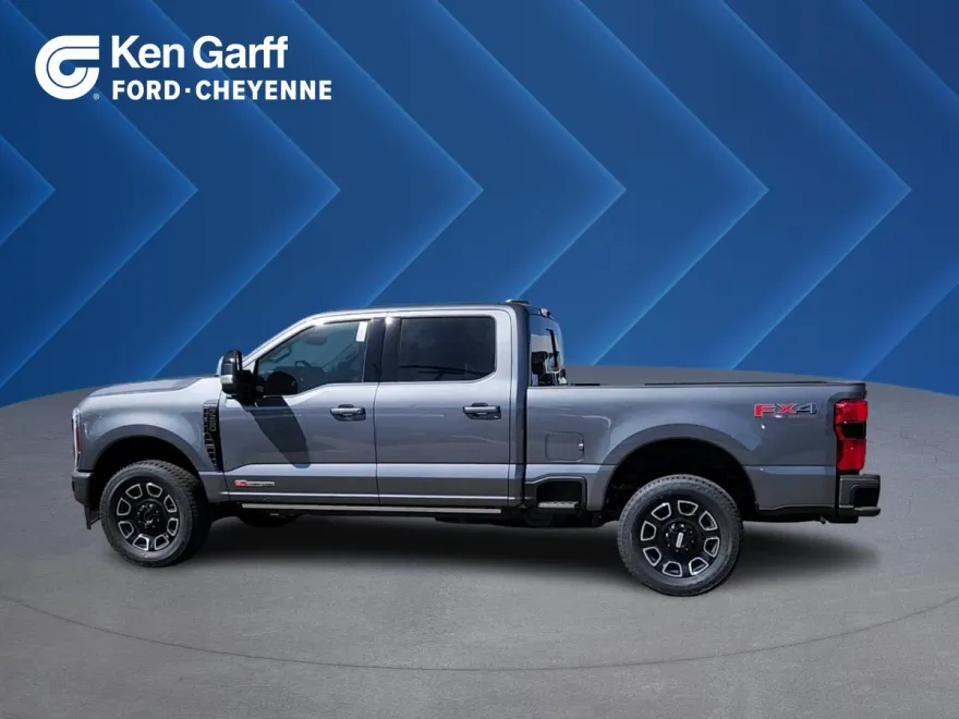 2025 Ford F-250 Platinum photo 1