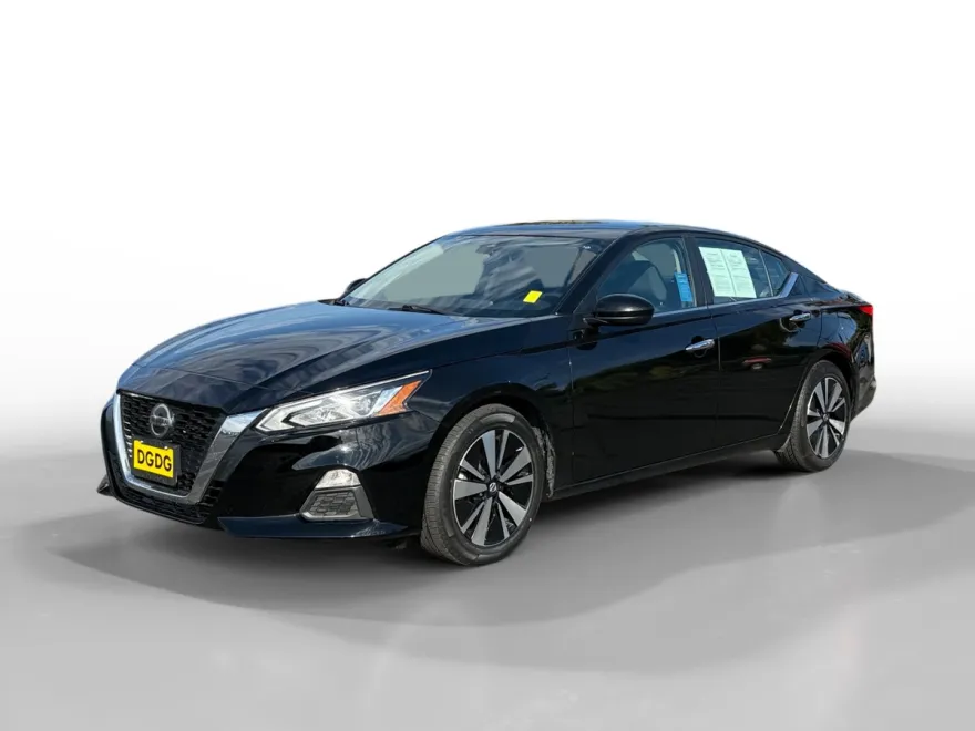 2022 Nissan Altima 2.5 SV photo 1