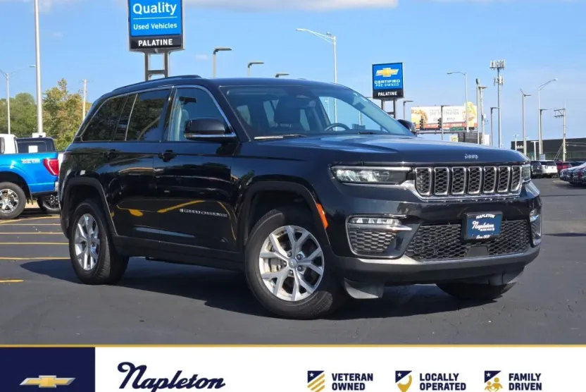 2023 Jeep Grand Cherokee Limited photo 1