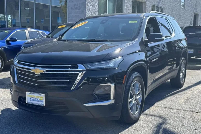 2023 Chevrolet Traverse Leather photo 1