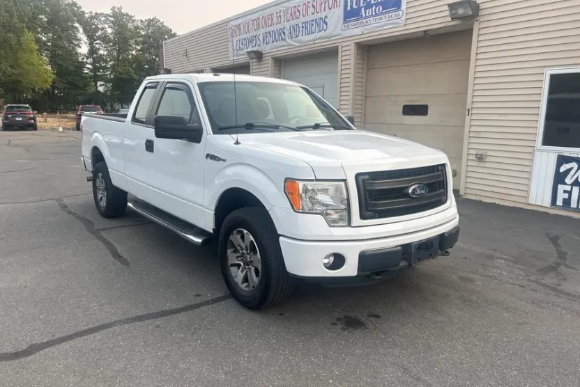 2013 Ford F-150 STX photo 1