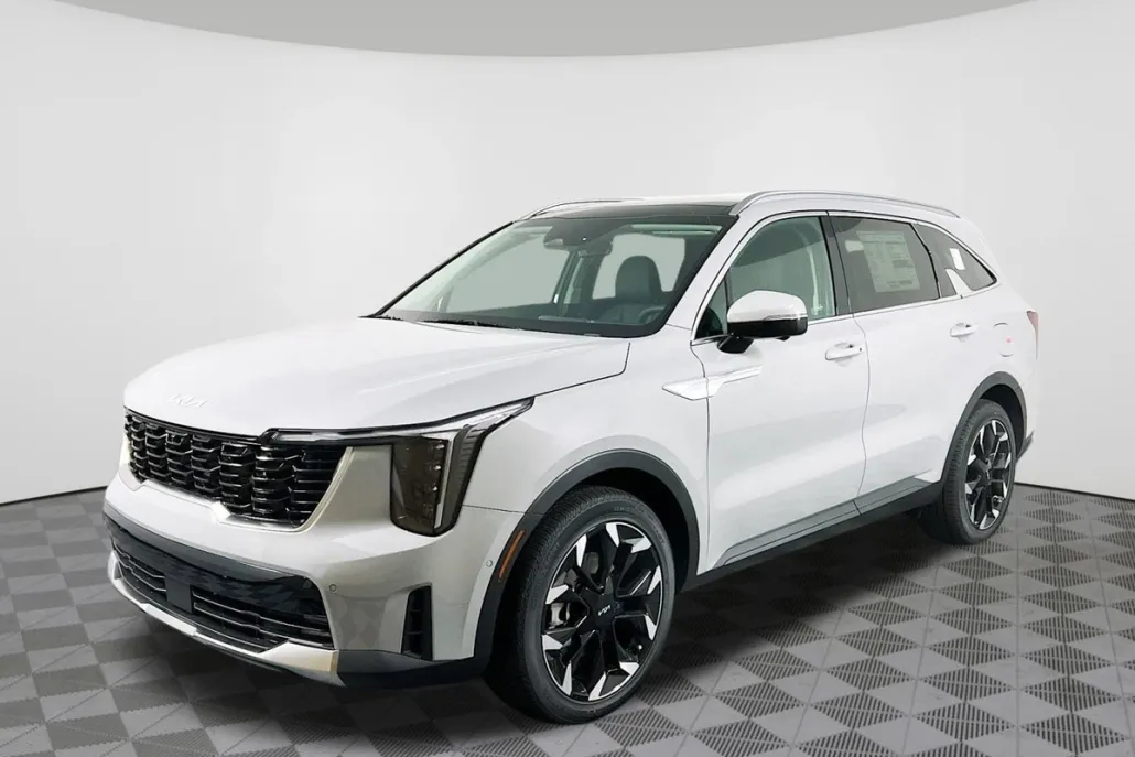 2026 Kia Sorento SX photo 1