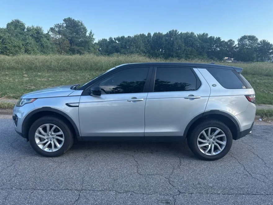 2016 Land Rover Discovery Sport HSE photo 1
