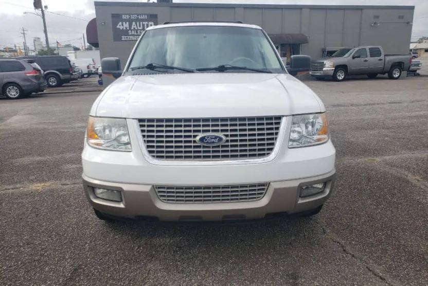 2003 Ford Expedition Eddie Bauer photo 1