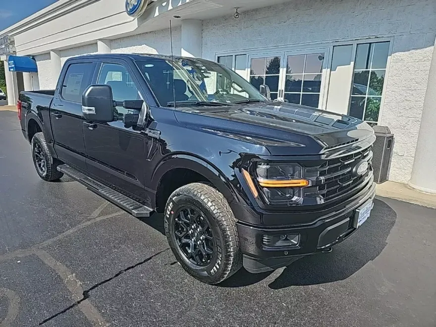 2025 Ford F-150 XLT photo 1