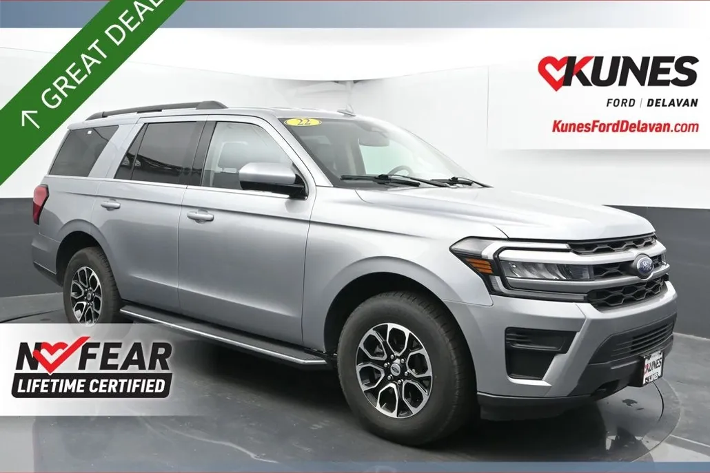 2022 Ford Expedition XLT photo 1