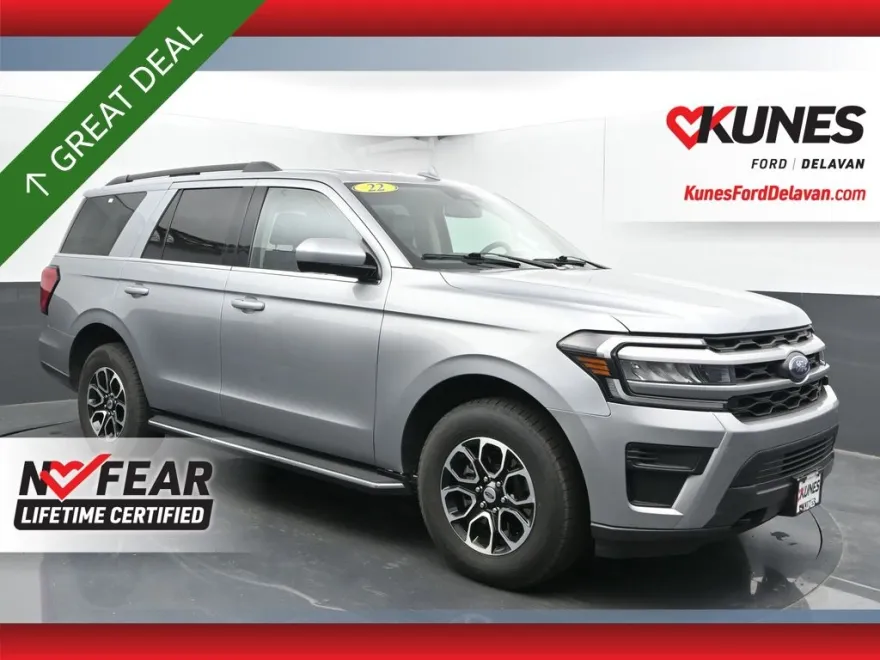 2022 Ford Expedition XLT photo 1
