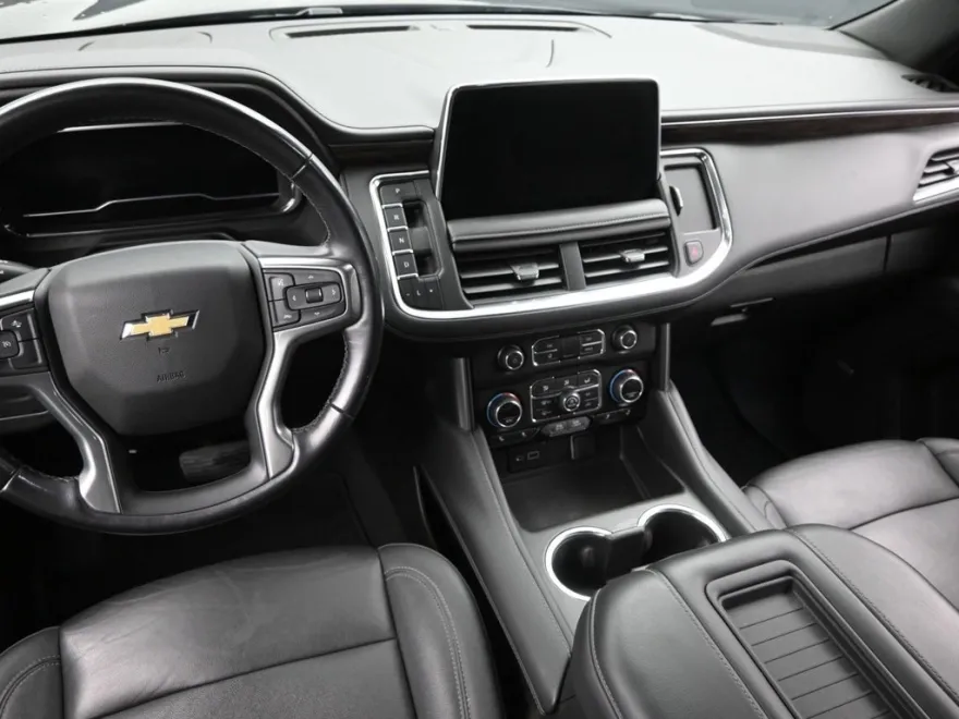 2022 Chevrolet Tahoe LT photo 1