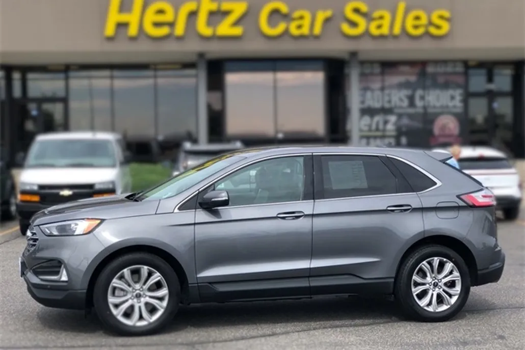 2024 Ford Edge Titanium photo 1
