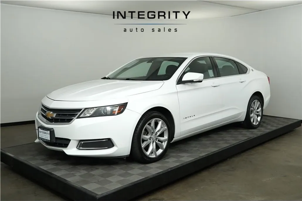2017 Chevrolet Impala 1LT photo 1