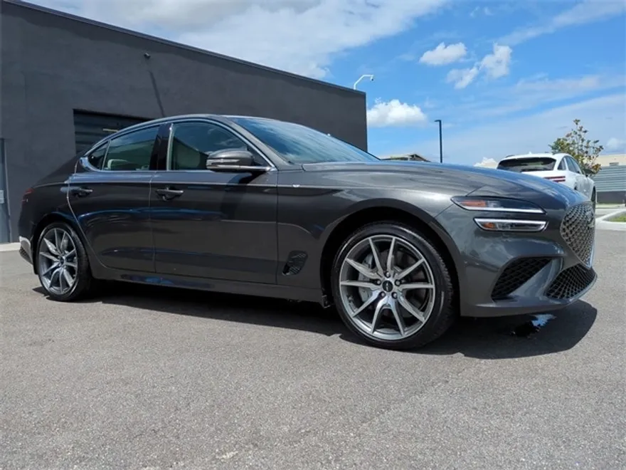 2025 Genesis G70 2.5T photo 1