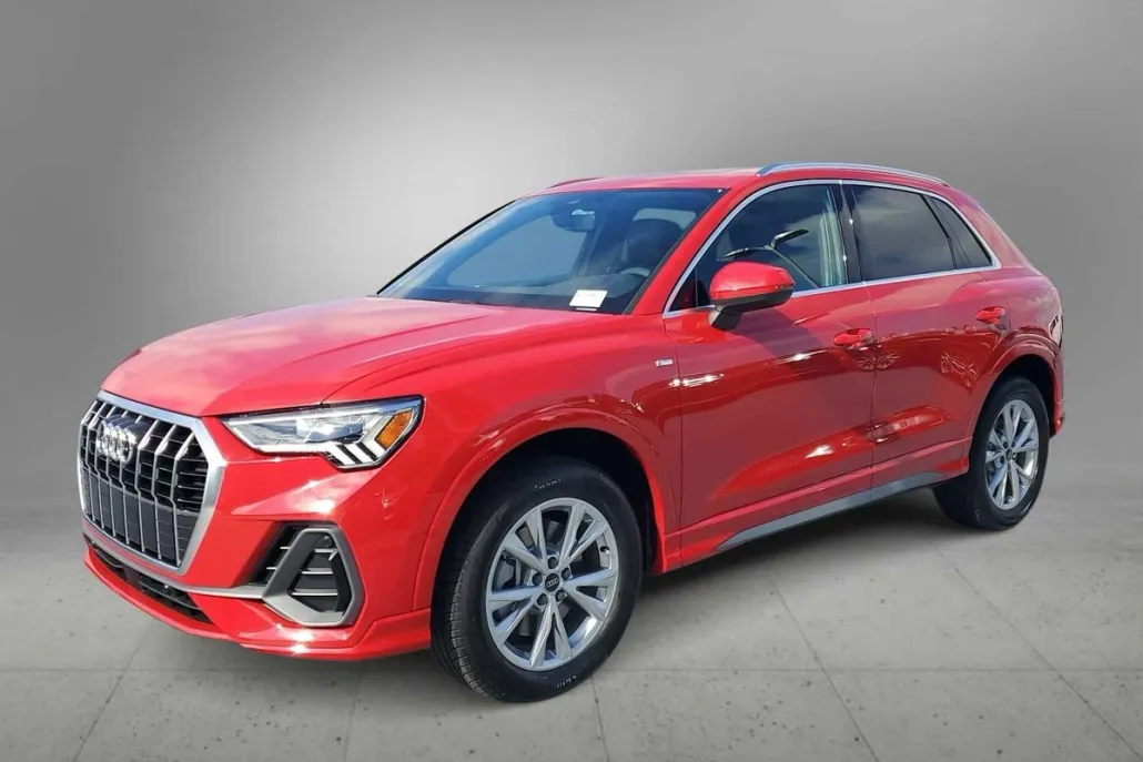 2025 Audi Q3 45 TFSI S line Premium photo 1