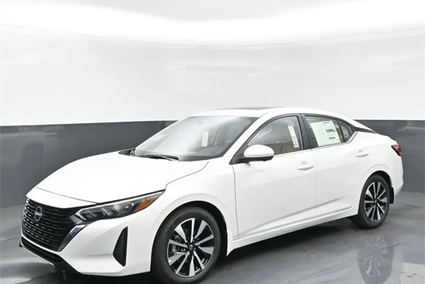 2025 Nissan Sentra SV photo 1