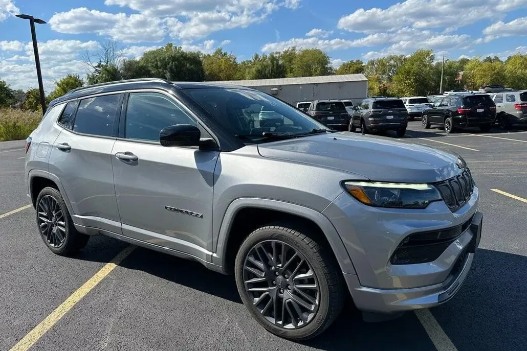 2022 Jeep Compass High Altitude photo 1