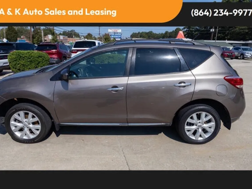 2011 Nissan Murano S photo 1