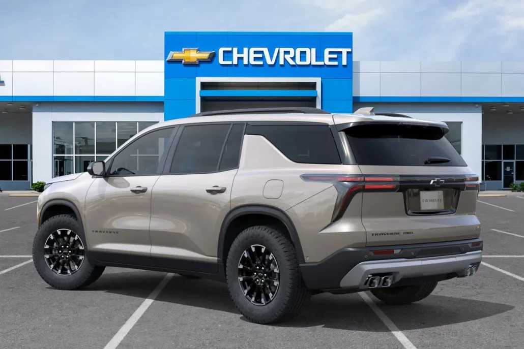 2026 Chevrolet Traverse Z71 photo 1